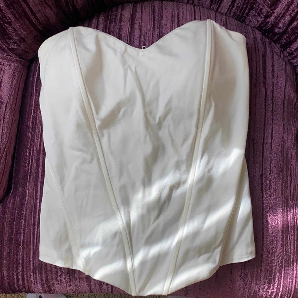White zip up corset